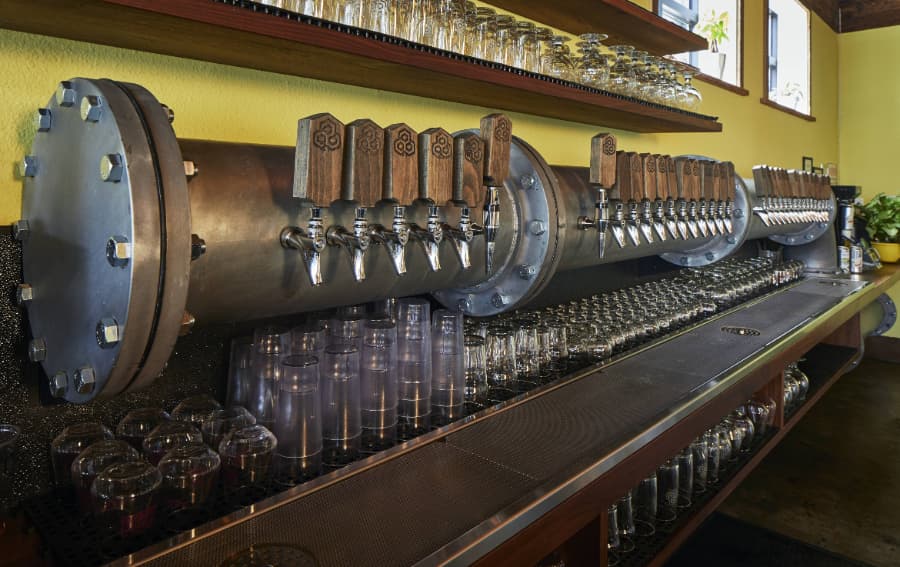Draft line system with bottles in back